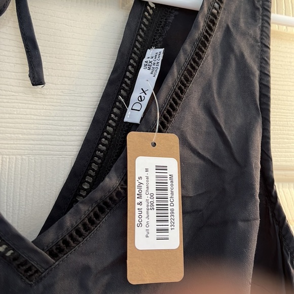 Dex Jumper - Picture 2 of 5